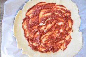 Fond de tarte et sauce tomate