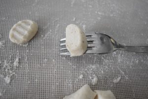 Stries des gnocchi à la fourchette