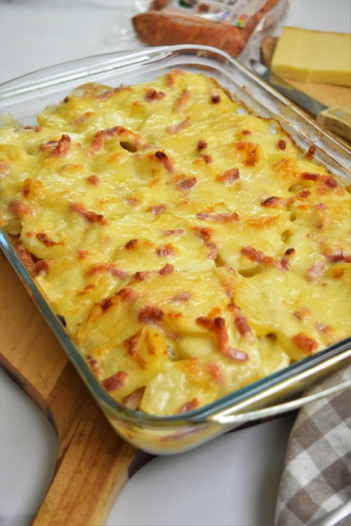 Gratin de pommes de terre aux diots et beaudfort