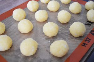 Pão de queijo avant cuisson