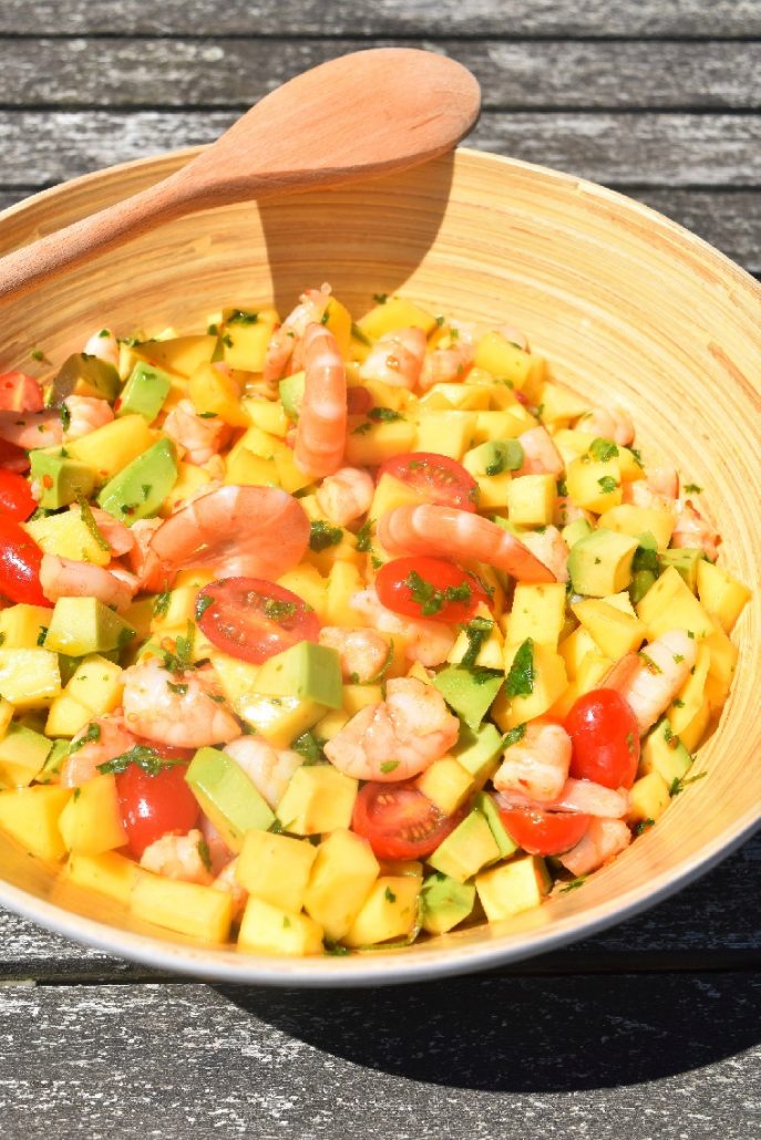 Salade de crevettes, mangue et avocat