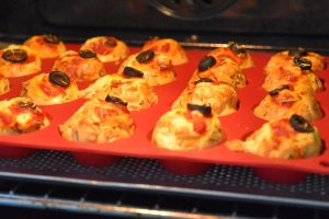 Cuisson des muffins façon pizza