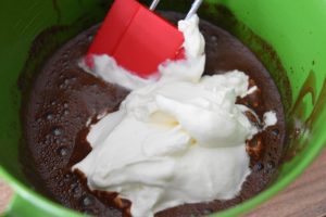 Mousse au chocolat à la chantilly