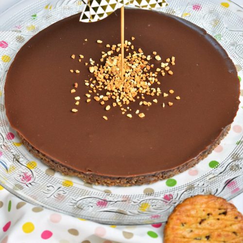 Tarte au chocolat sur fond biscuité