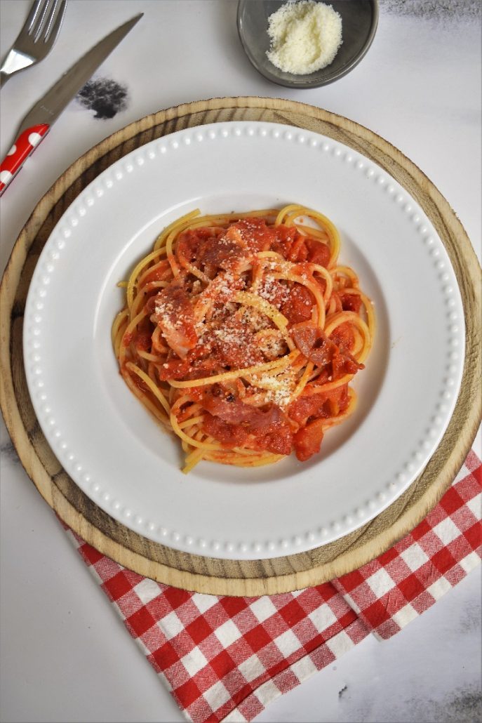 Pâtes sauce amatriciana