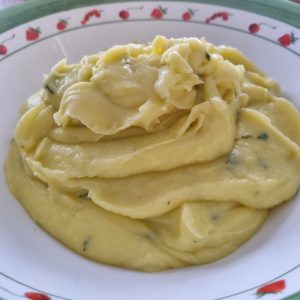 Purée à l'huile d'olive, ail et persil