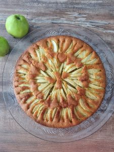 Tarte suisse aux pommes démoulée