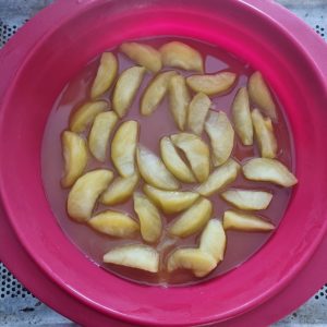 Clafoutis avec pommes cuites