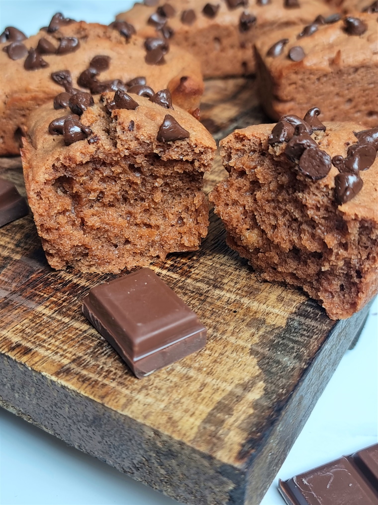 Mini cakes au chocolat au lait et fromage blanc