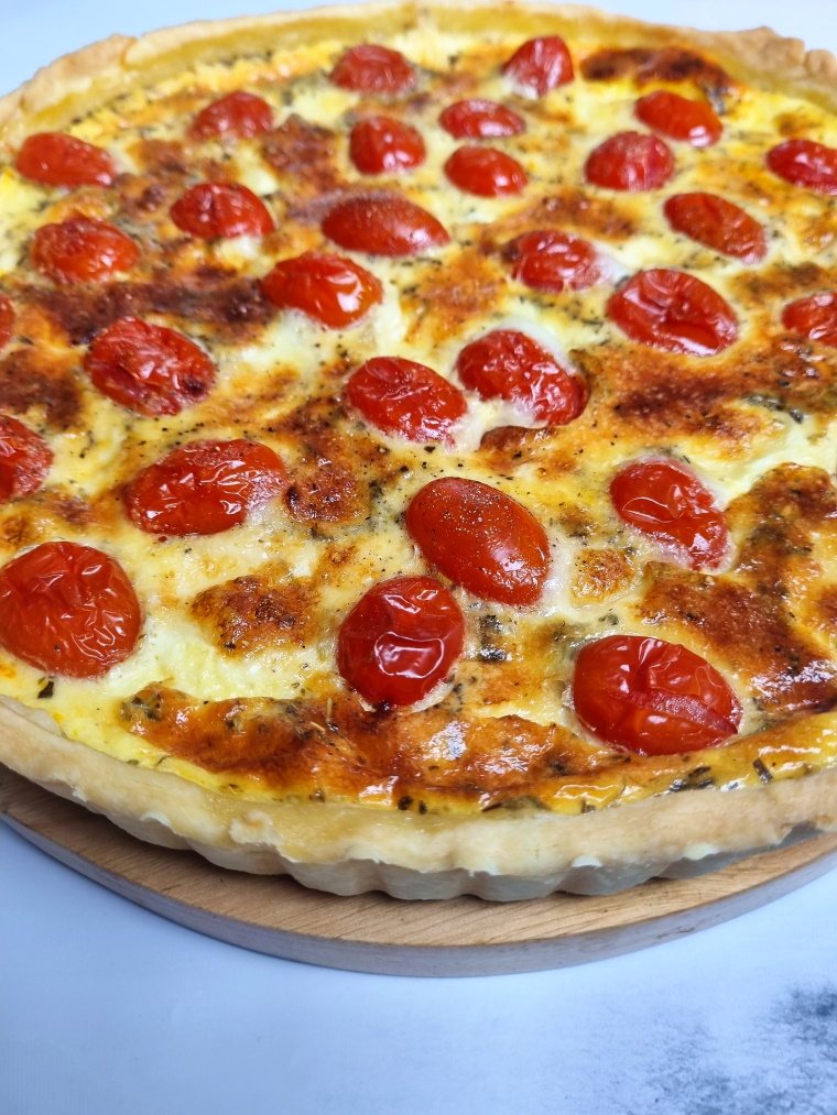 Quiche aux tomates cerises avec Companion