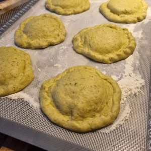 Gaufres au pesto fourrées