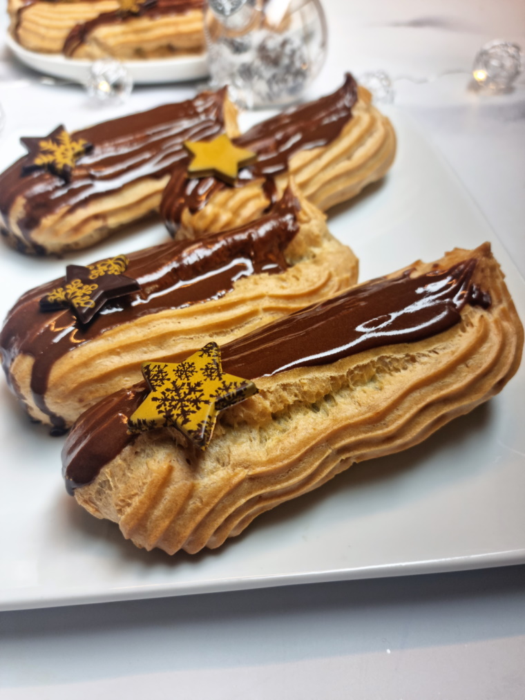 Eclairs au café au Companion