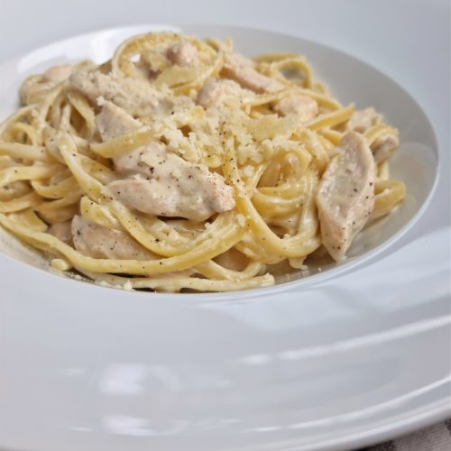 Fettucine sauce Alfredo au poulet