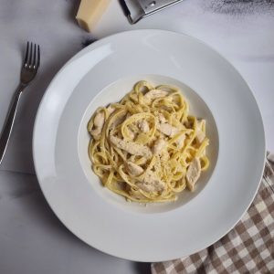 Linguine sauce alfredo et poulet