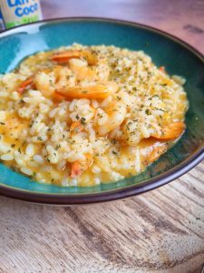 Risotto aux crevettes, lait de coo et curry