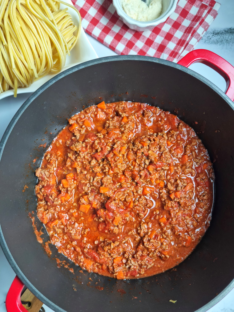 Spaghetti Bolognaise (recette facile) · Aux délices du palais