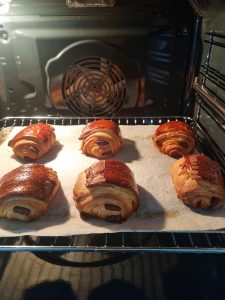 Cuisson des petits pains au chocolat