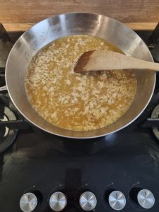 Poulet à l'ail et vin blanc