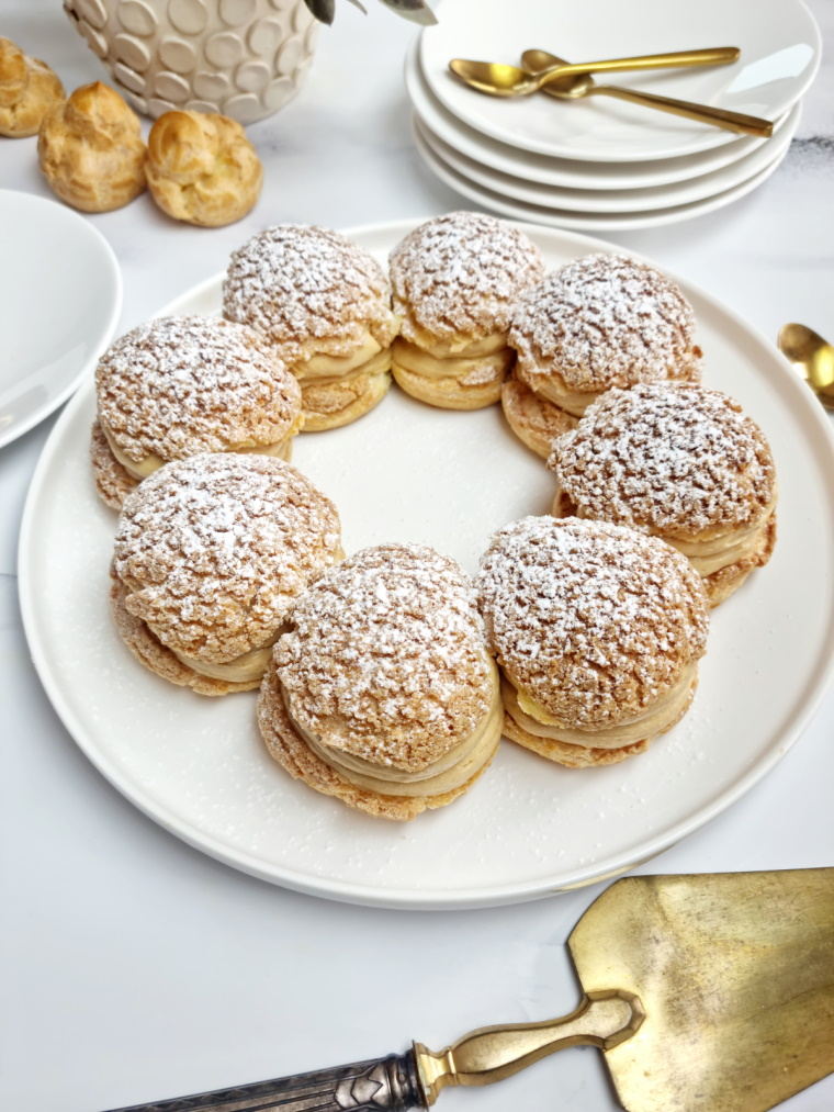 Choux au praliné pistache - Recette de cuisine illustrée - Meilleur du Chef