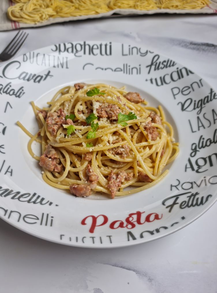 Spaghetti carbonara à la saucisse