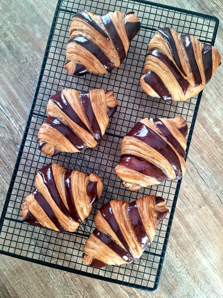 Croissants bicolores au cacao