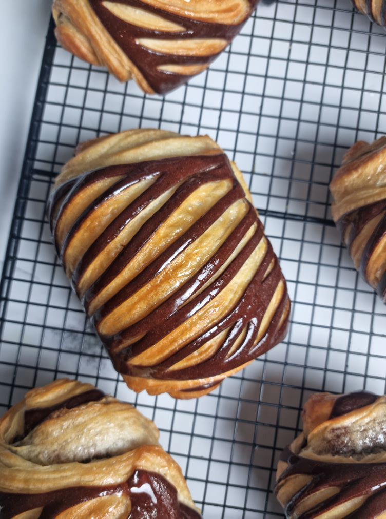 Petit pain au chocolat bicolore