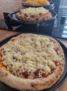 Pizza bolognaise