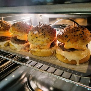 Burgers au maroilles avec buns au levain