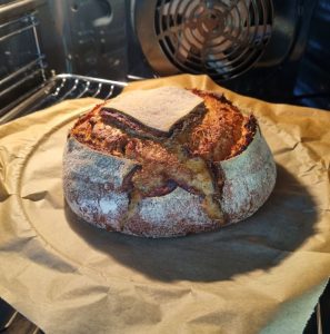 Pain de méteil e cuisson sous cloche au four