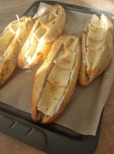 Baguettes jambon raclette