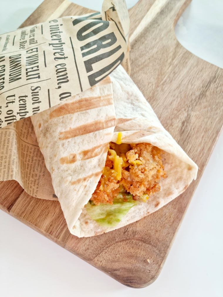 Wrap au poulet et cheddar