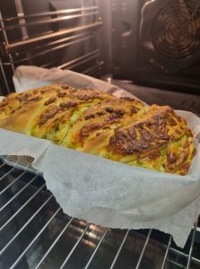 Cuisson au four de la babka