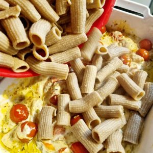 Rigatoni, boursin et tomates cerises