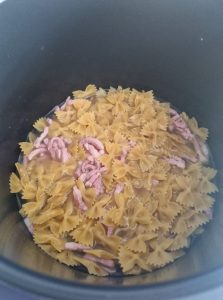 Farfalle et lardons au Cookeo