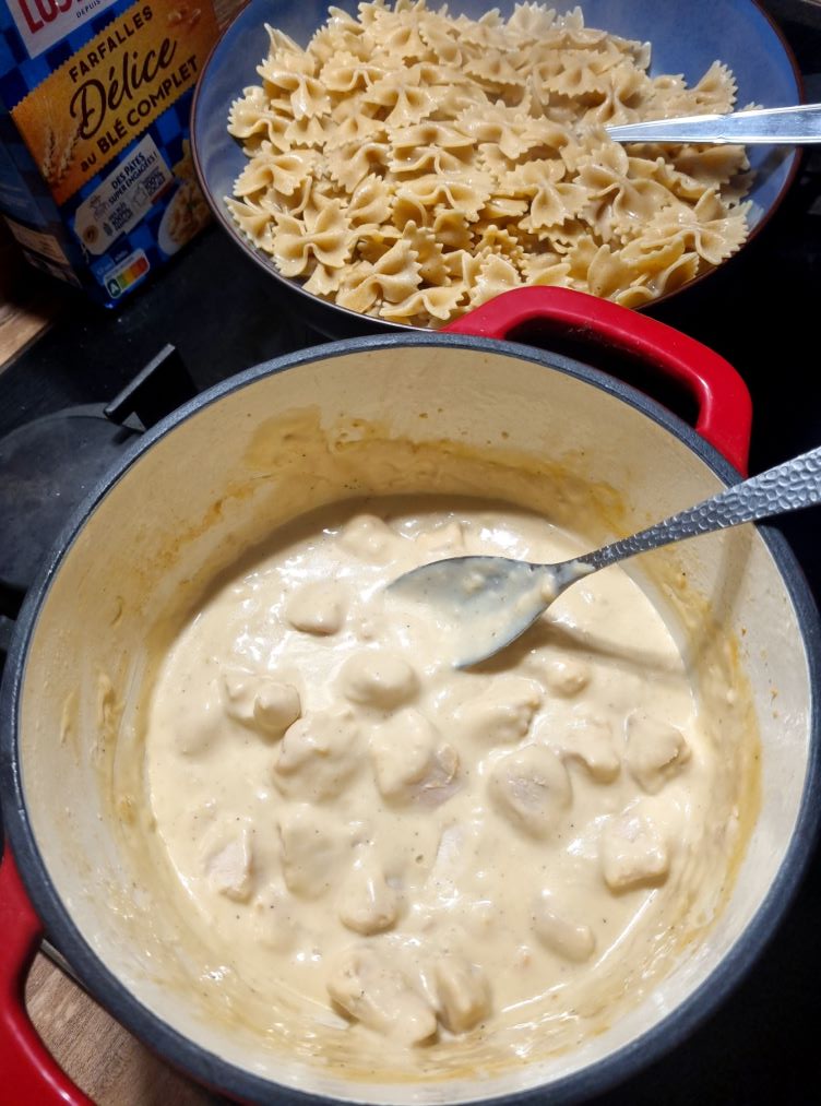 Poulet au maroilles avec des pâtes