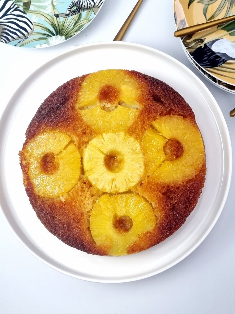 Gâteau à l'ananas caramélisé