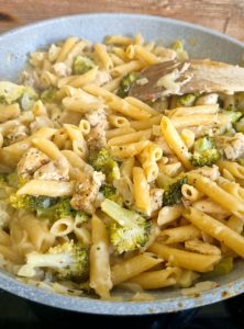 Pâtes alfredo poulet brocoli