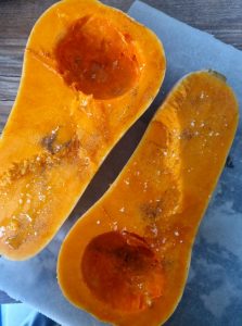 Cuire la courge butternut au four