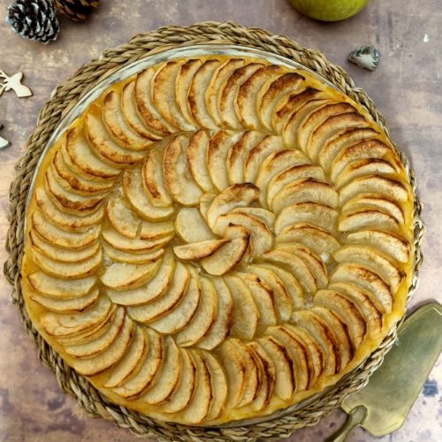 Tarte fine aux pommes à la compote