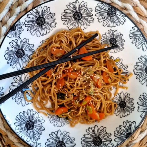 Nouilles chinoises aux légumes avec Cookeo