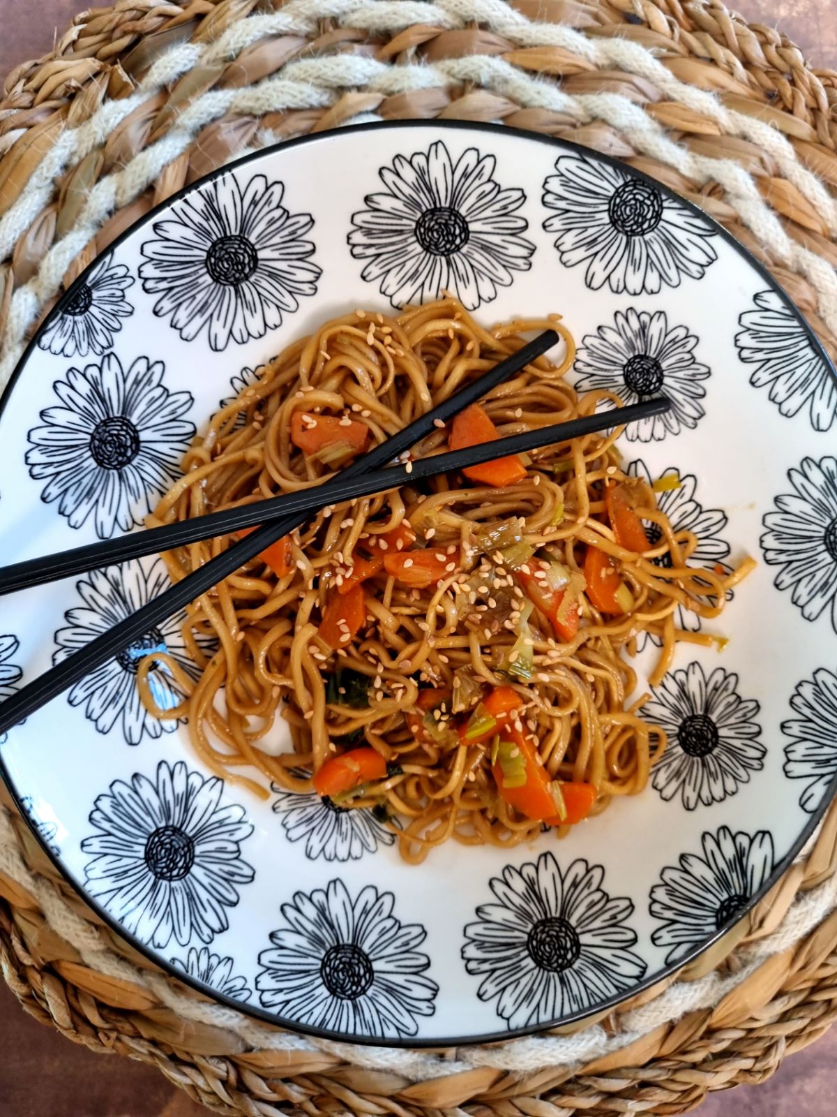 Nouilles chinoises aux légumes avec Cookeo