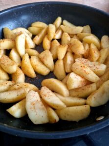 Boudins blancs avec pommes au piment d'Espelette
