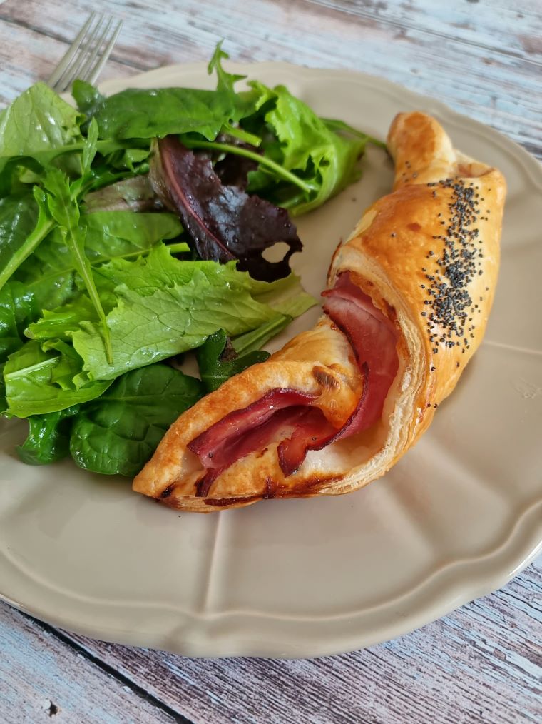 Croissant jambon fromage express