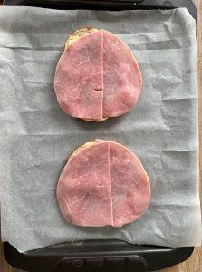 Déposer une tranche de jambon