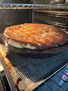 Cuisson du gâteau au fromage blanc et fruits rouges