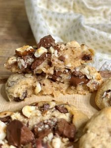 Cookies à la farine de châtaigne, crème de marrons, noisettes et chocolat