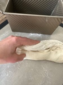Façonner un pain de mie