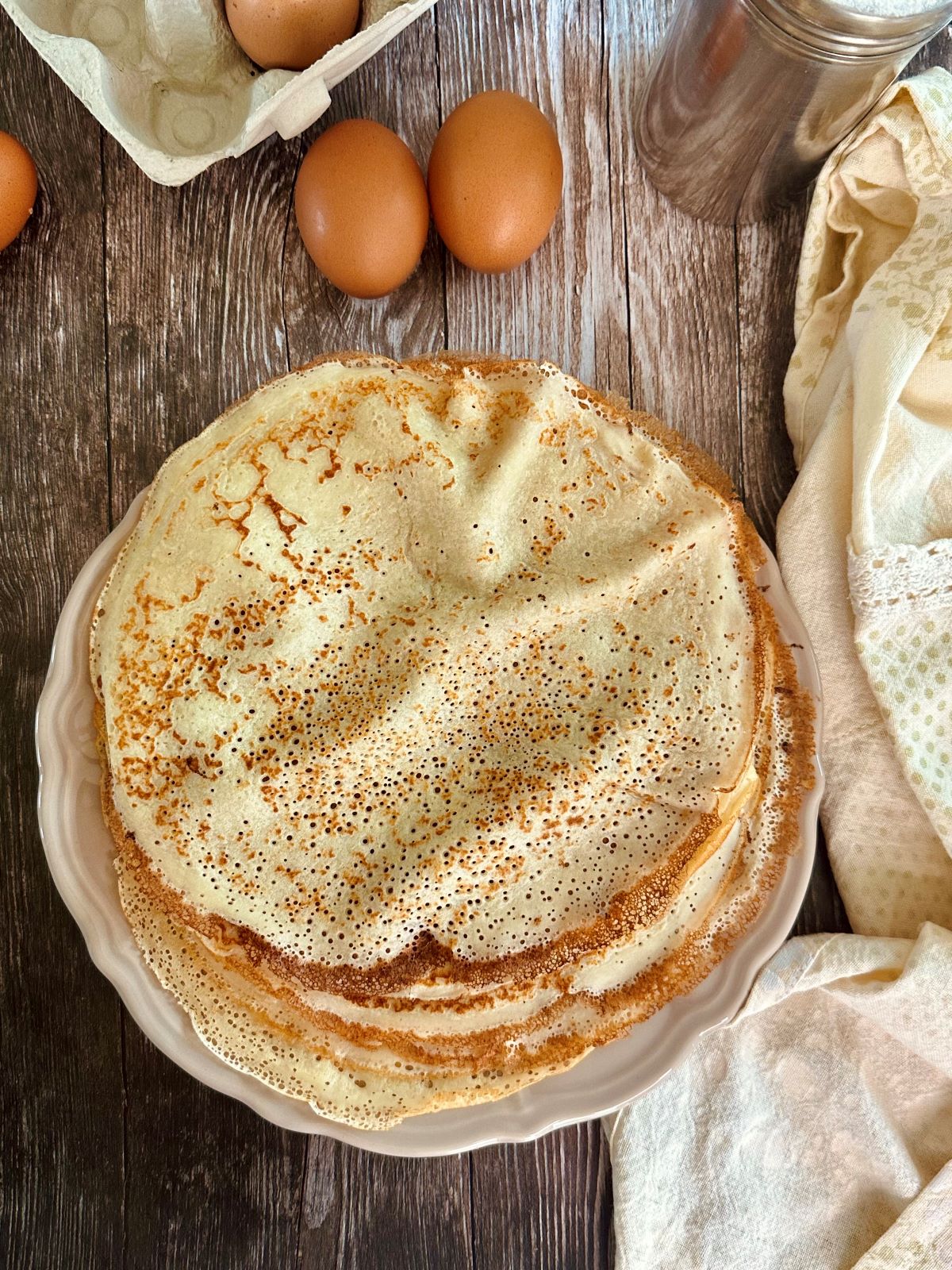 Ratons, crêpes du Nord à la levure fraîche