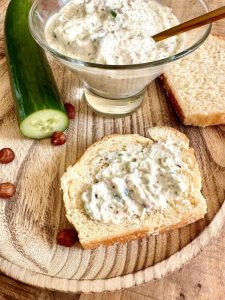 Tarinade de concombre, ricotta, noisette au Thermomix