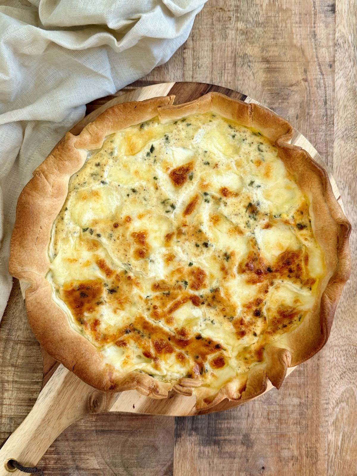 Tarte à la mozzarella et cheddar